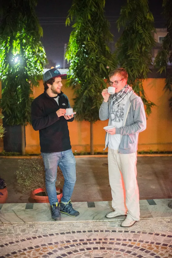 ja lähdimme aamuvarhaiselta.